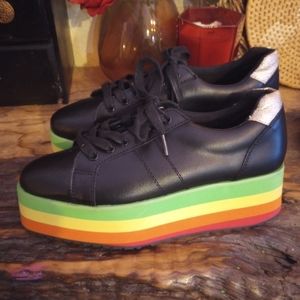 Very Volatile rainbow platforms